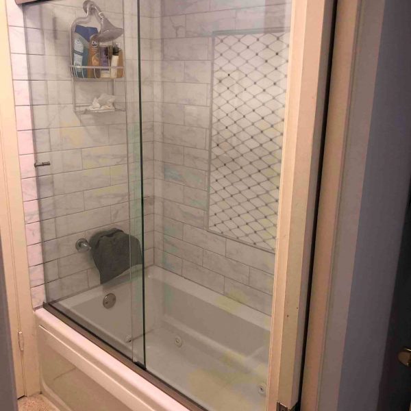 A simple and modern shower area