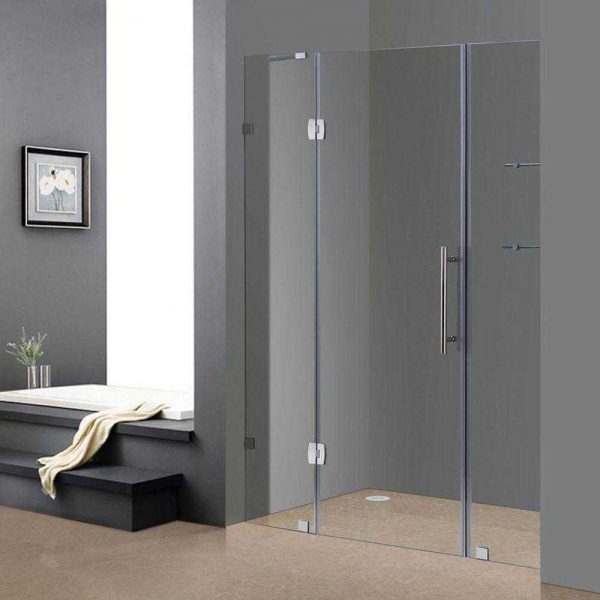 A Luxurious bathroom with nice shower glass